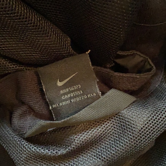 Nike Jacket - Picture 10 of 11